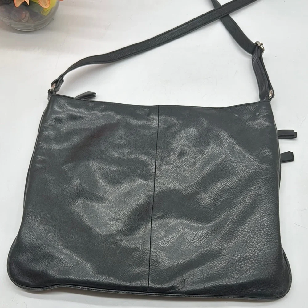 Margot Black Leather Crossbody Bag BP8054